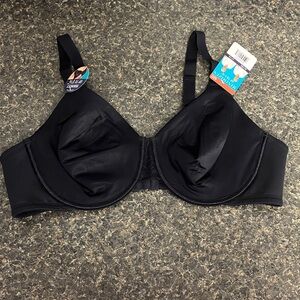 9/12  nwt vanity fair black underwire bra 42C style # 76084